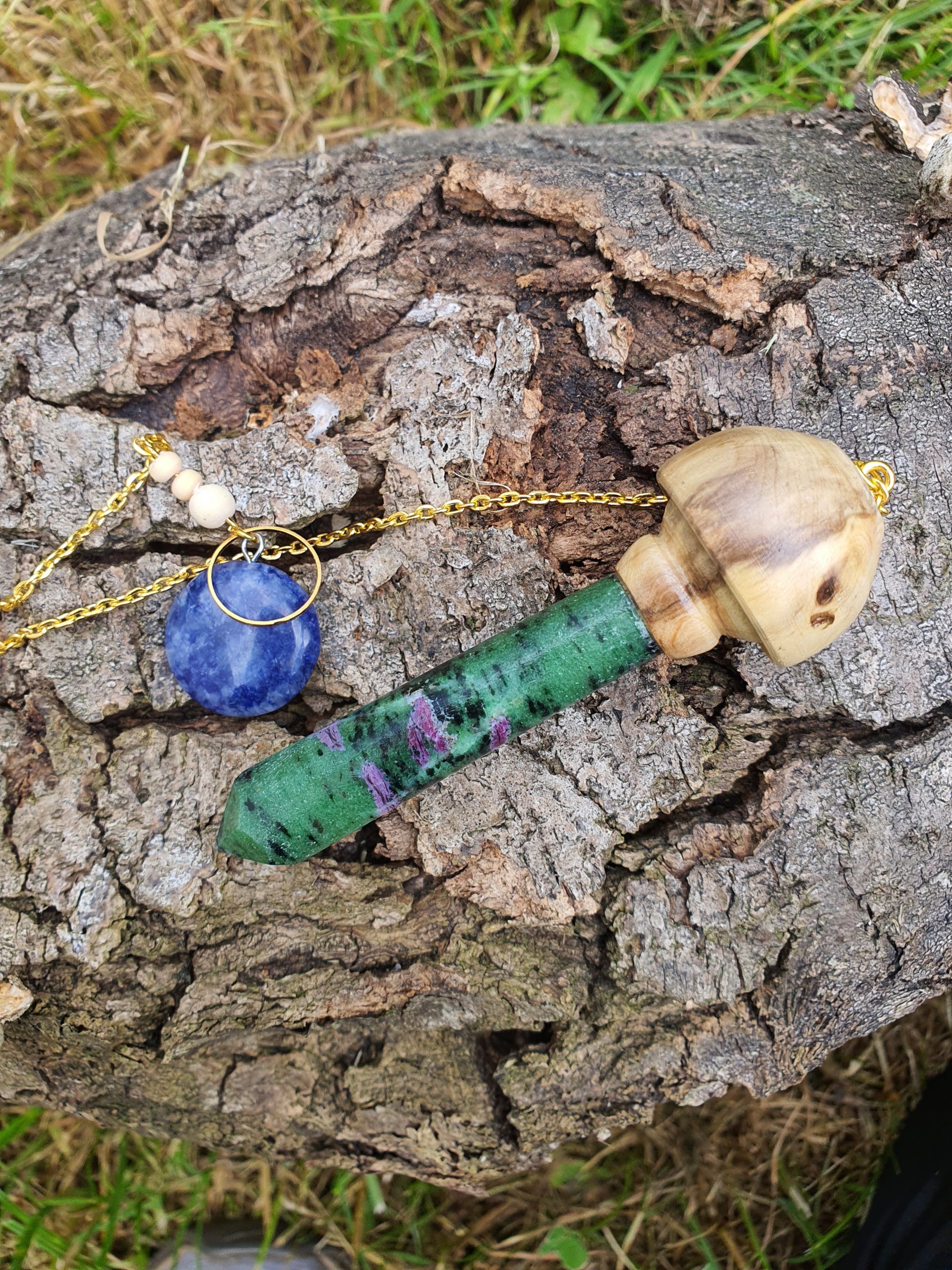 Bois de houx et rubis zoïsite – Image 3