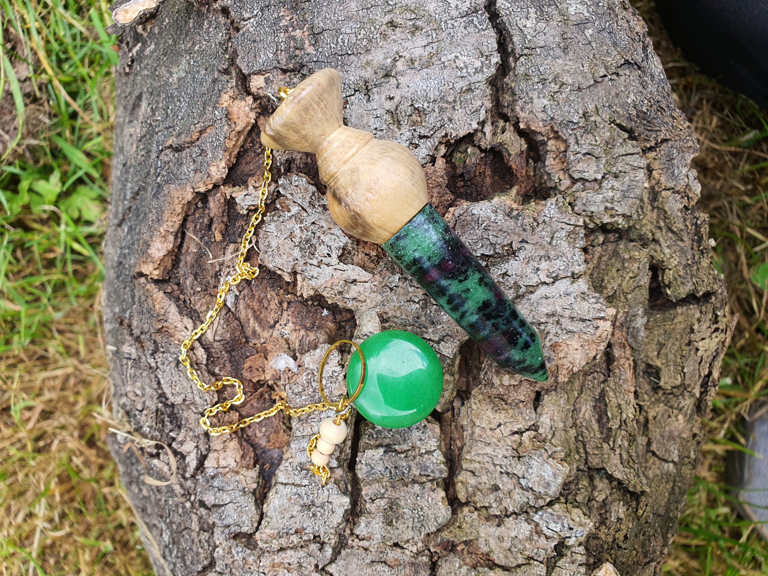 Bois de houx et rubis zoïsite – Image 6