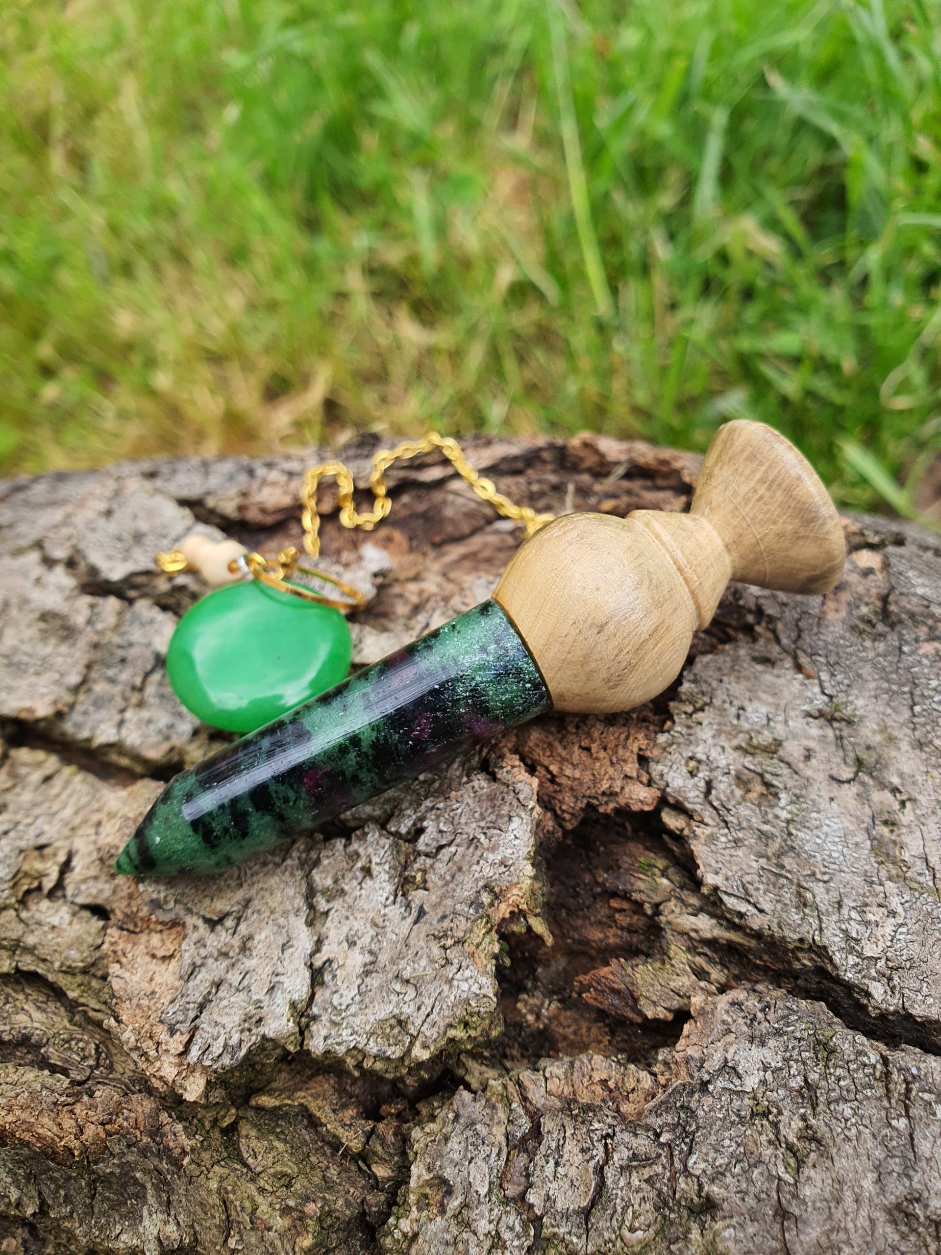 Bois de houx et rubis zoïsite – Image 4