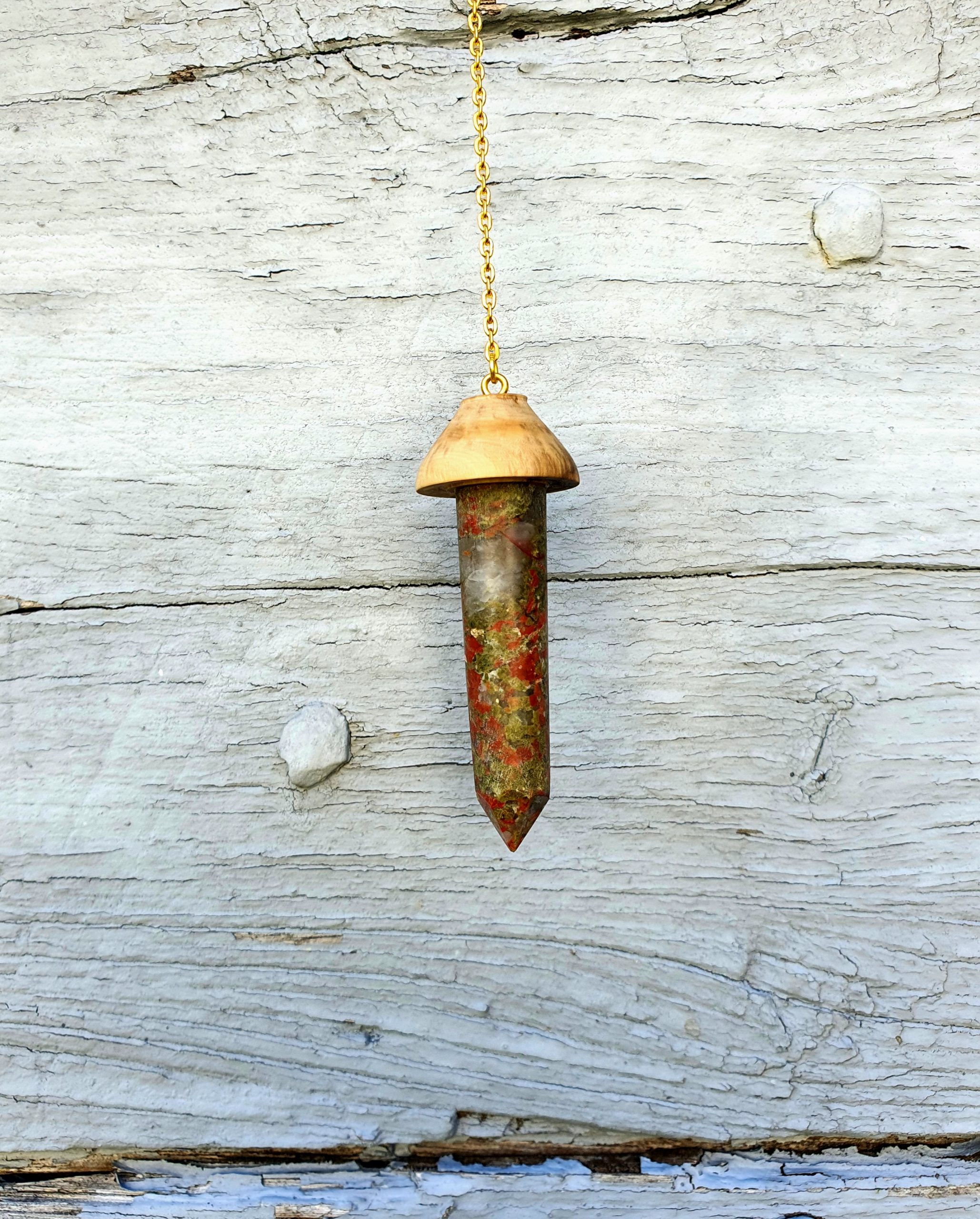 Unakite et bois de houx