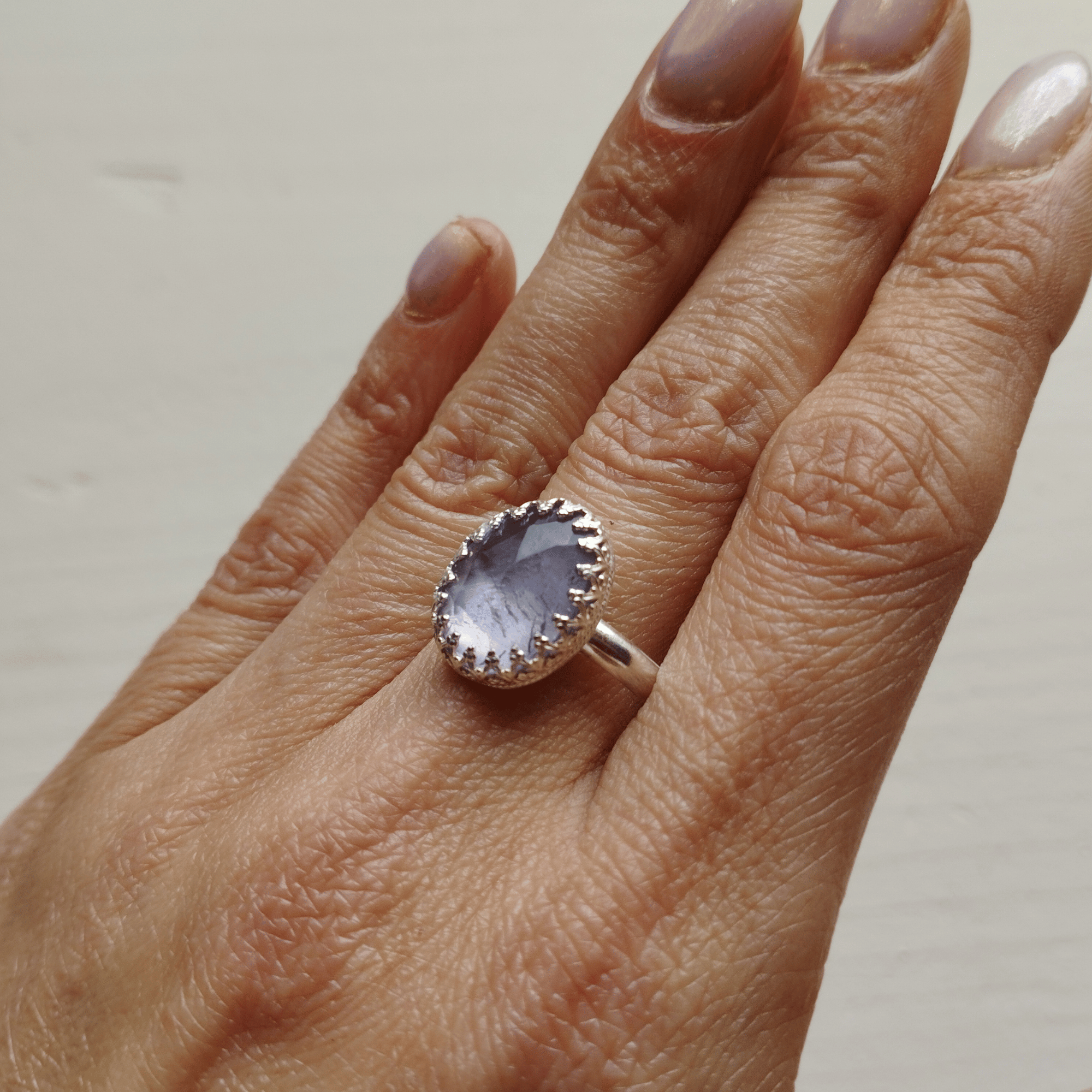 Bague artisanale en améthyste et argent sterling 925 – Image 3