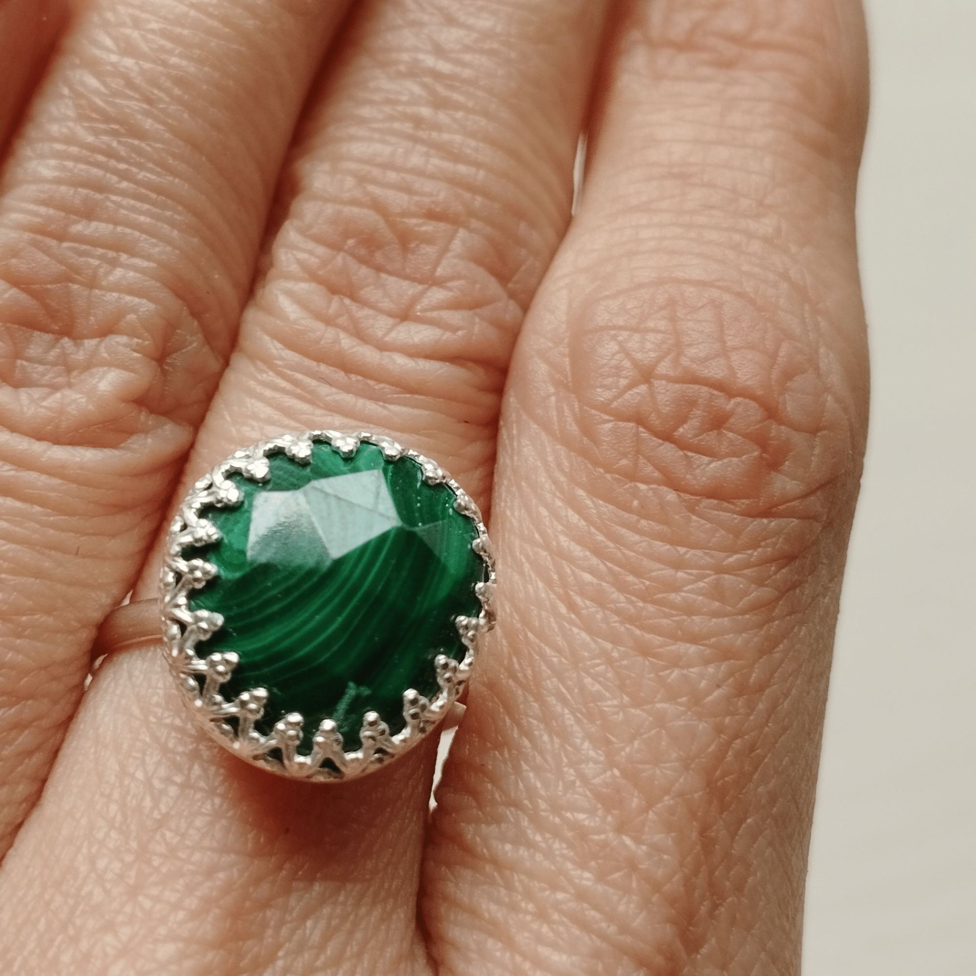 Bague artisanale en malachite et argent 925