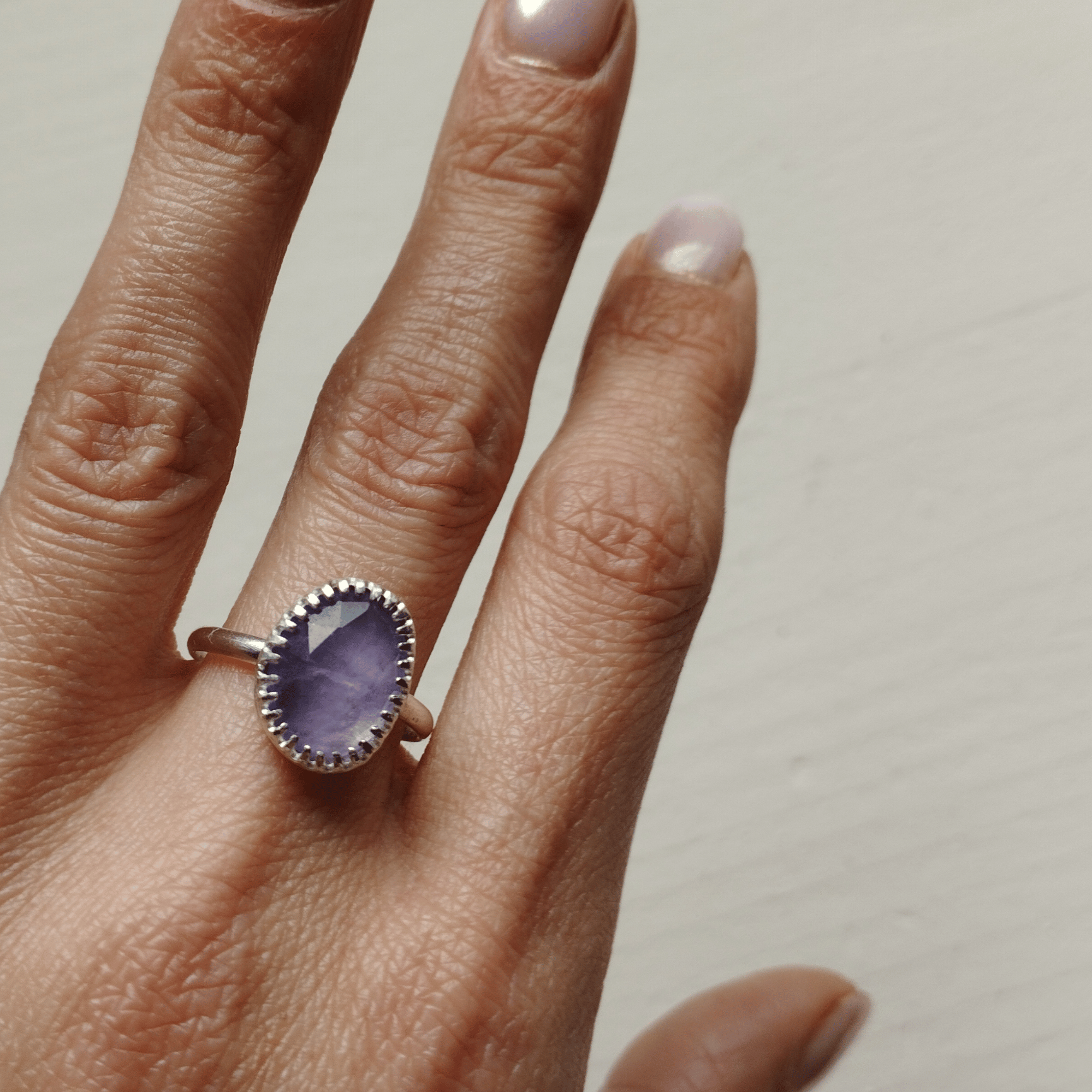 Bague artisanale en améthyste et argent sterling 925 – Image 3