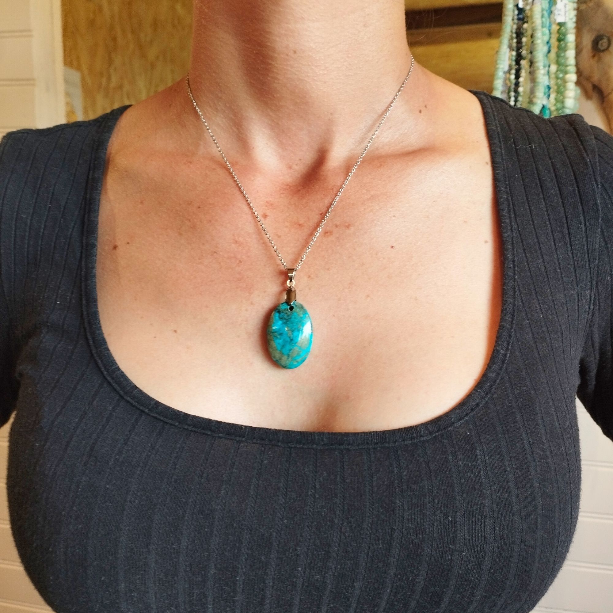 pendentif turquoise pyrisée
