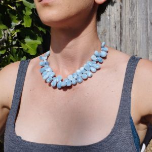 collier opale bleue
