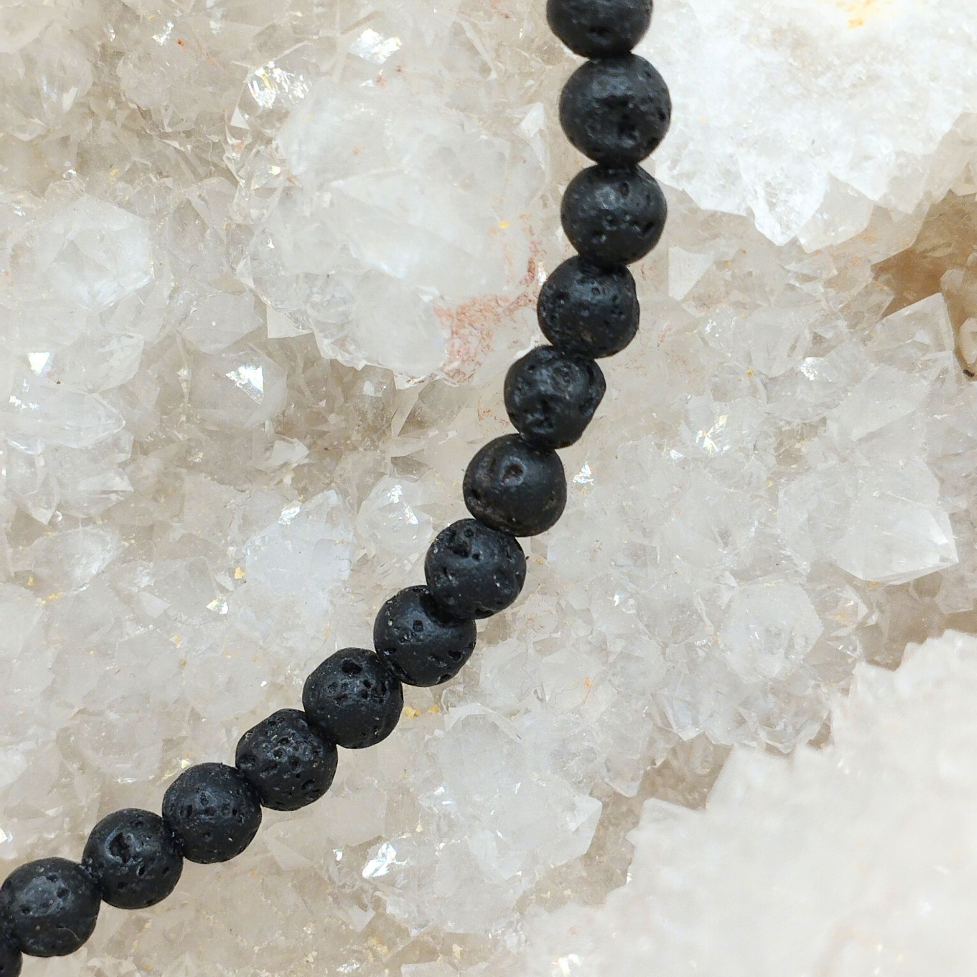 bracelet Pierre de Lave