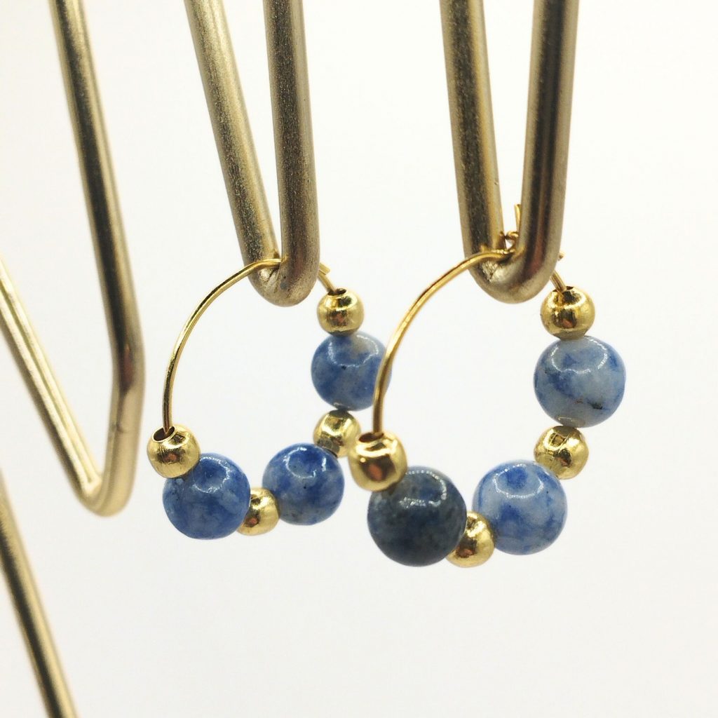 boucles d'oreilles en sodalite