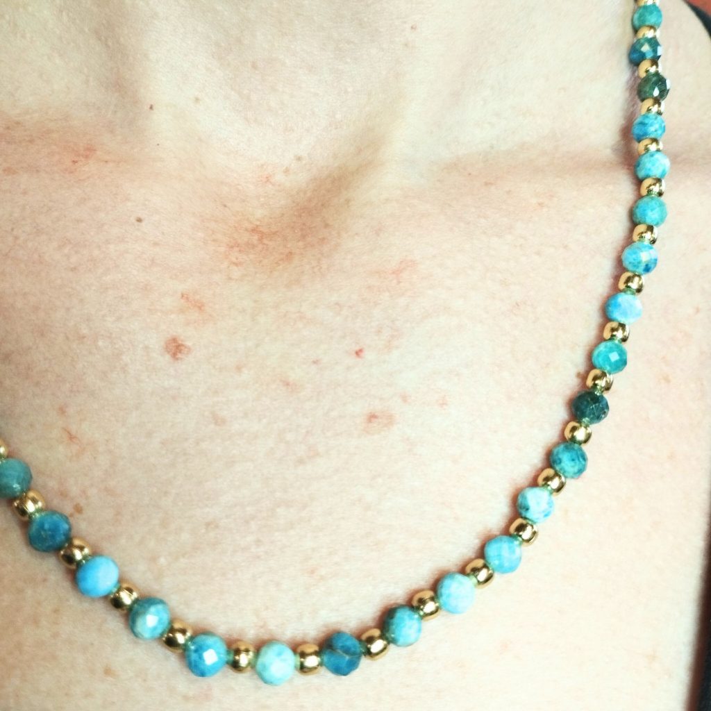collier apatite
