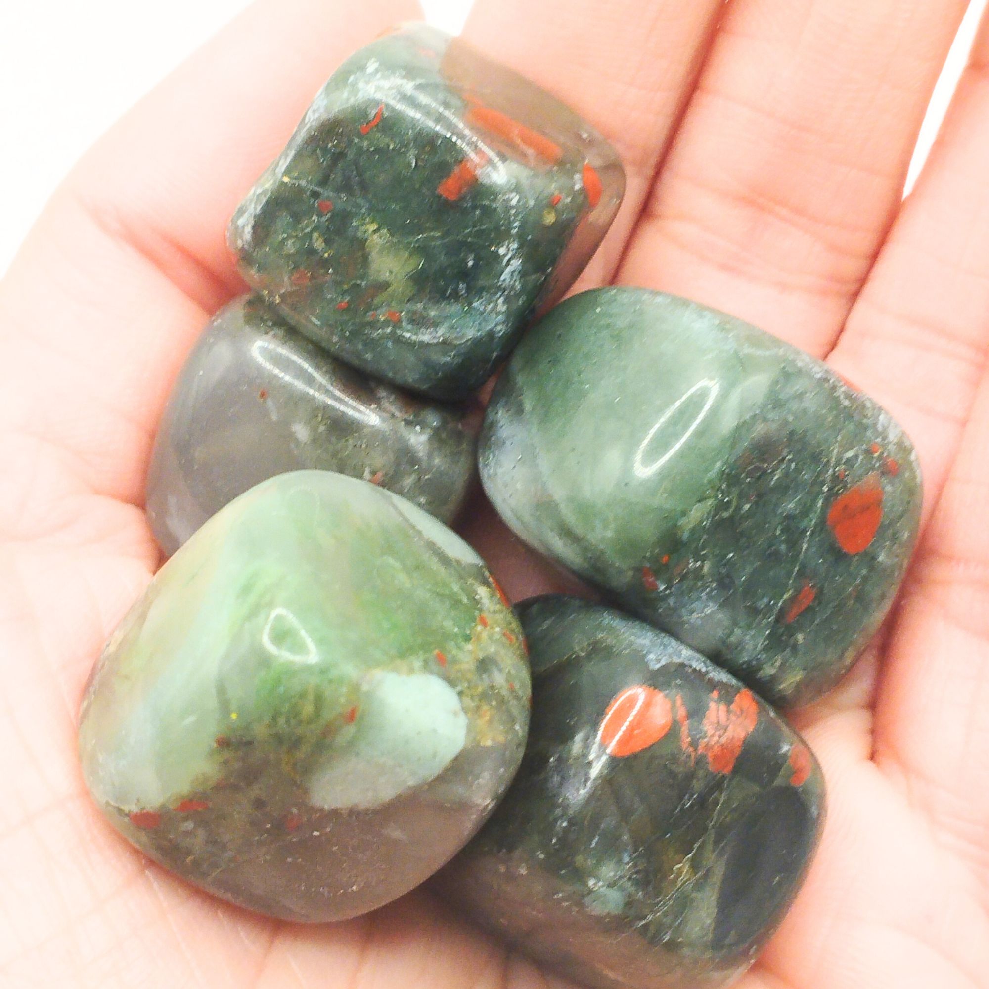 pierres roulées jaspe héliotrope