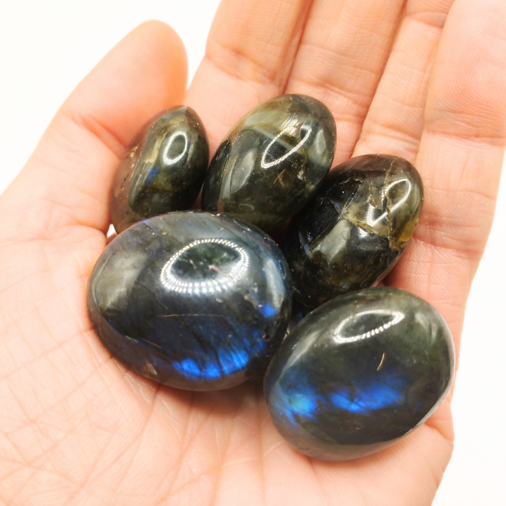 pierre roulée labradorite bleue