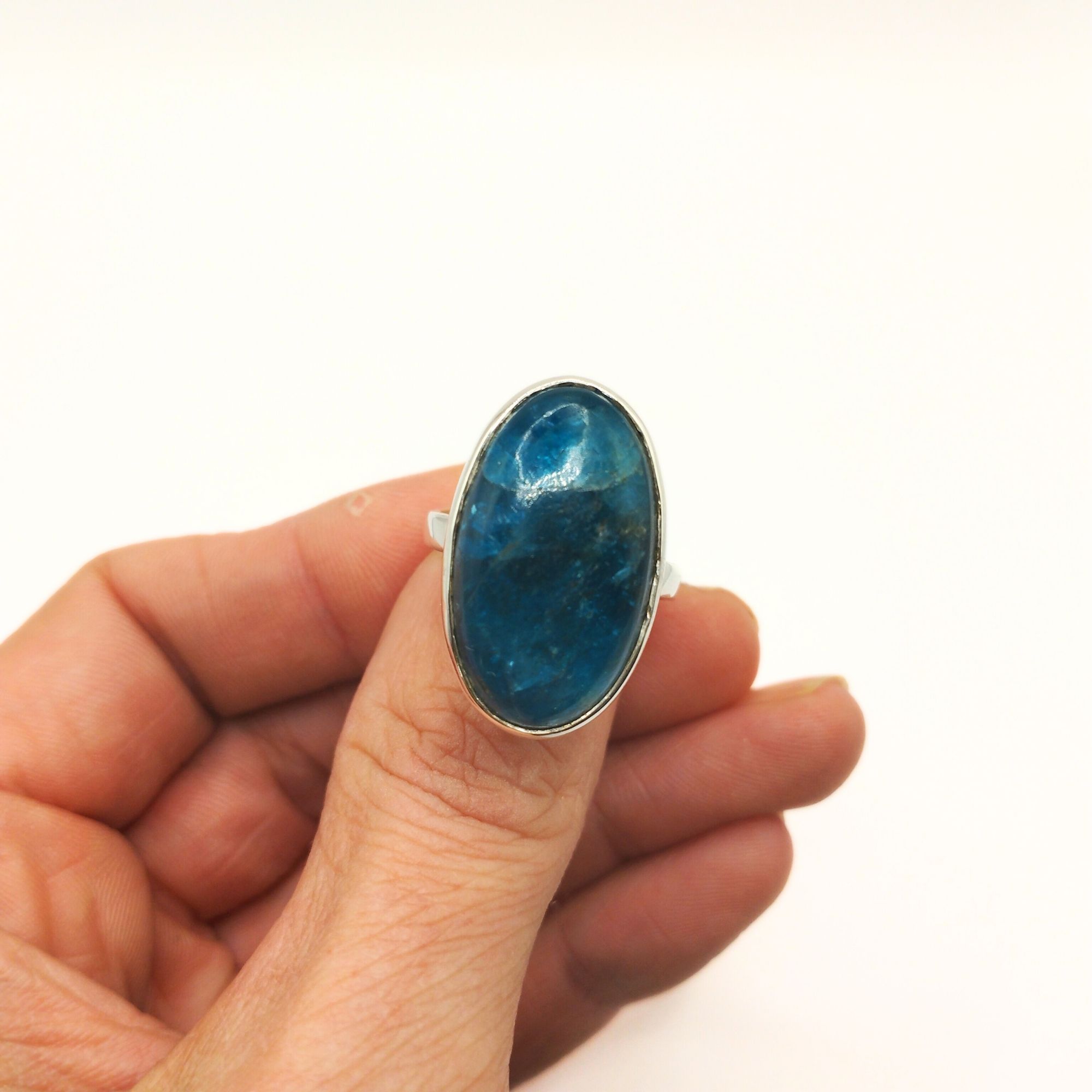 bague artisanale argent et apatite