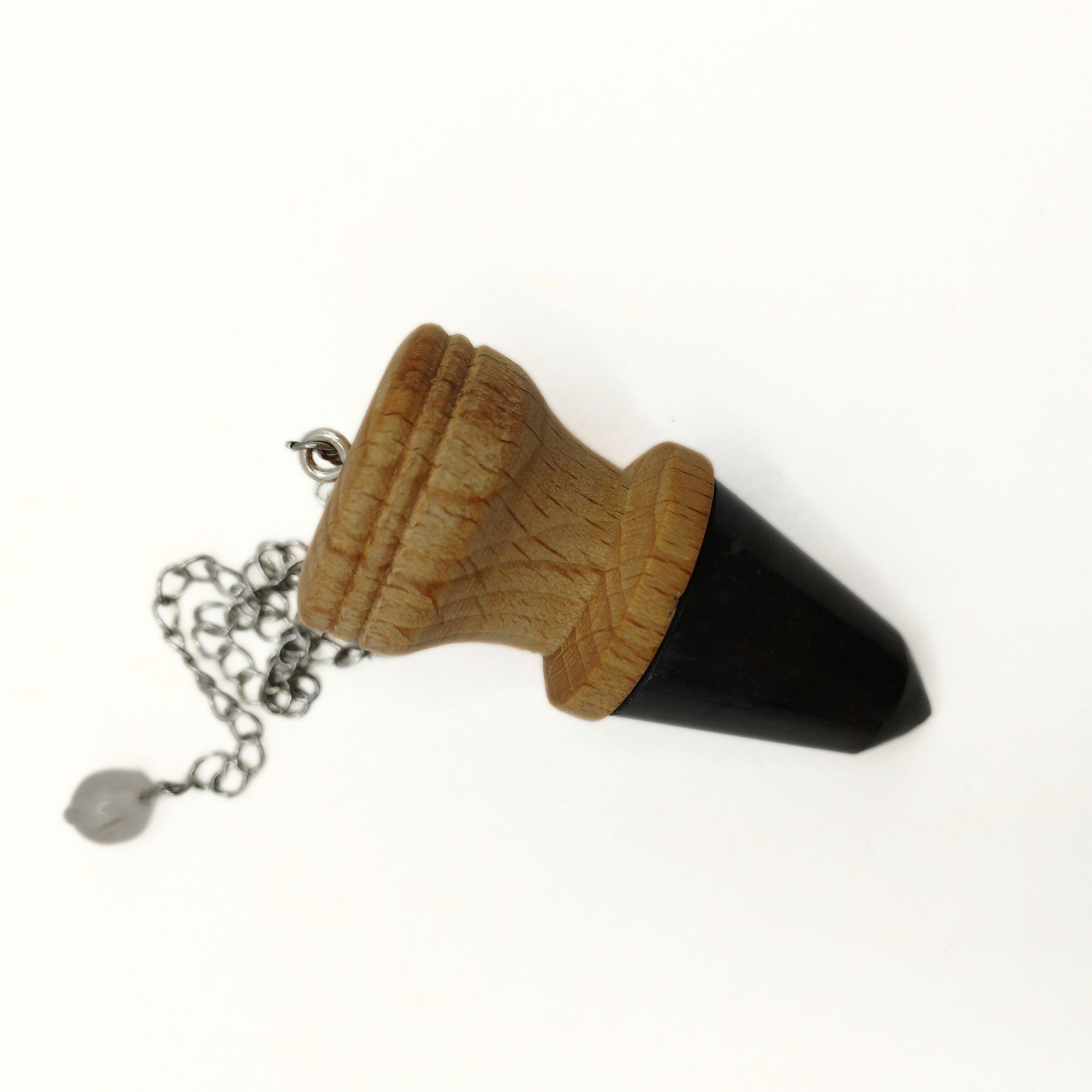 pendule opale noire du cantal