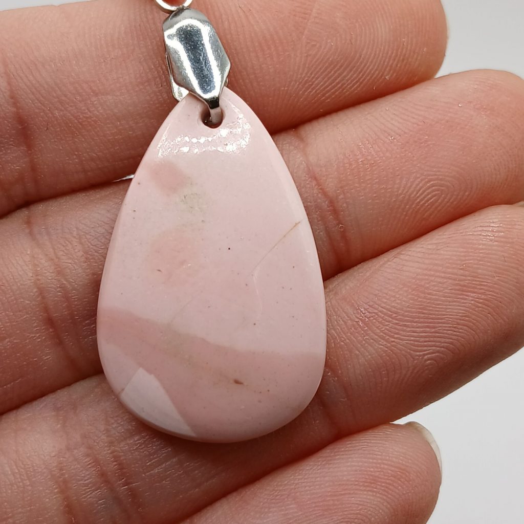 pendentif opale rose