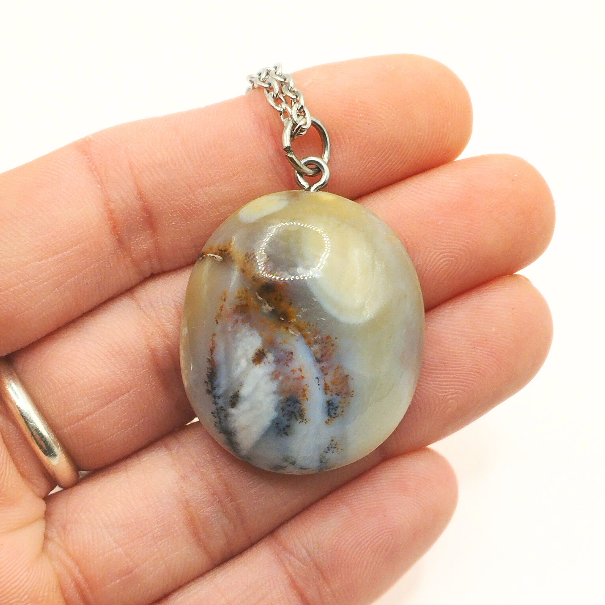 pendentif agate du Cantal