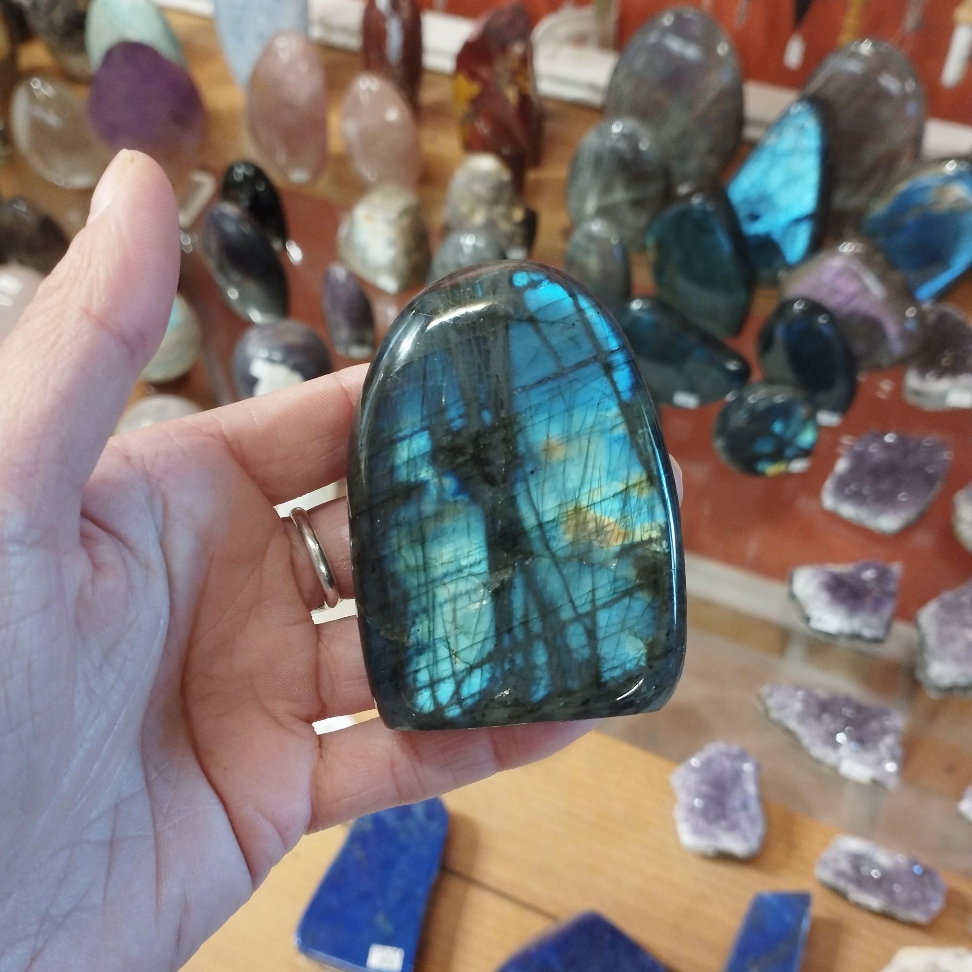 forme libre labradorite bleue