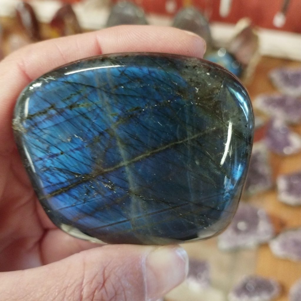 forme libre labradorite bleue