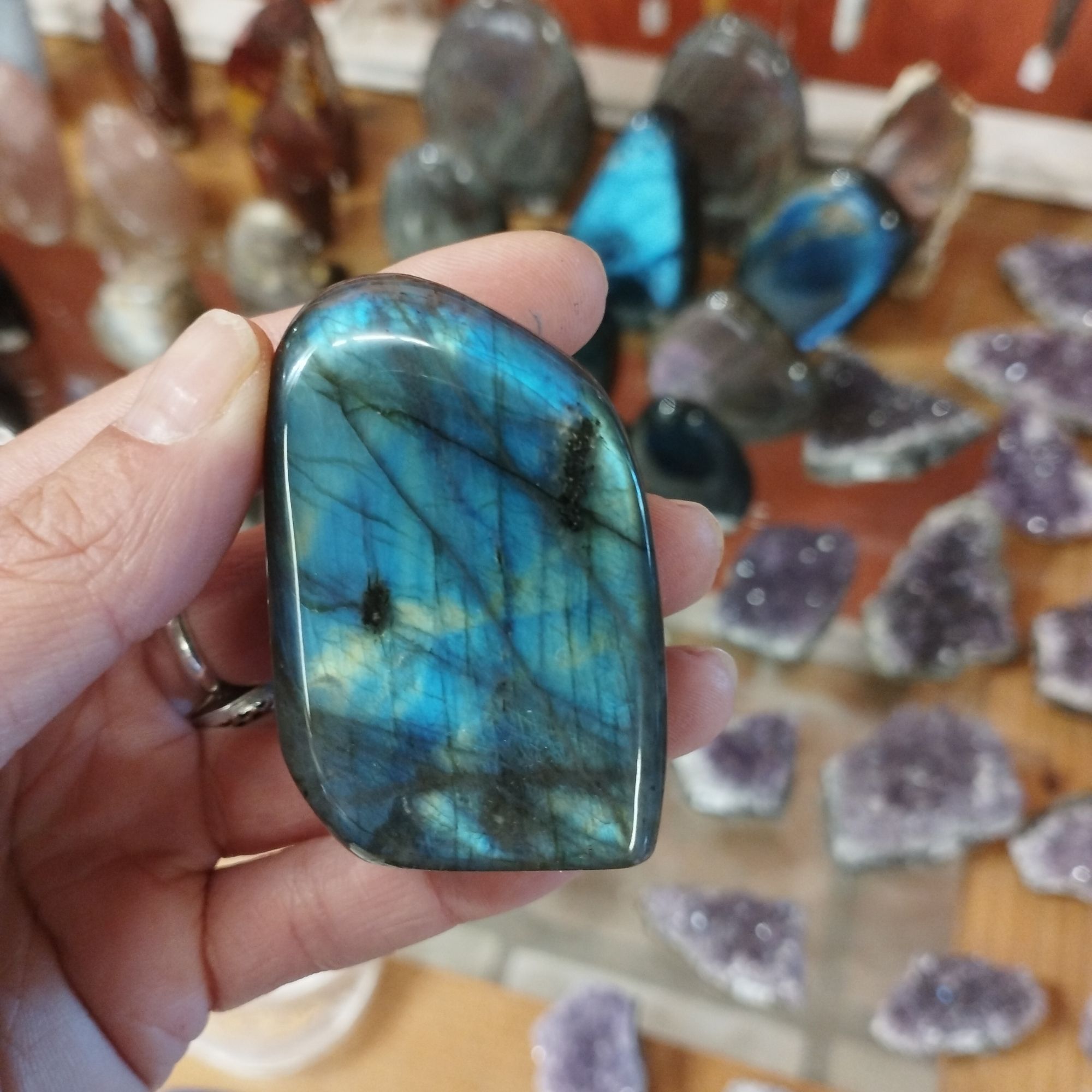 forme libre labradorite bleue