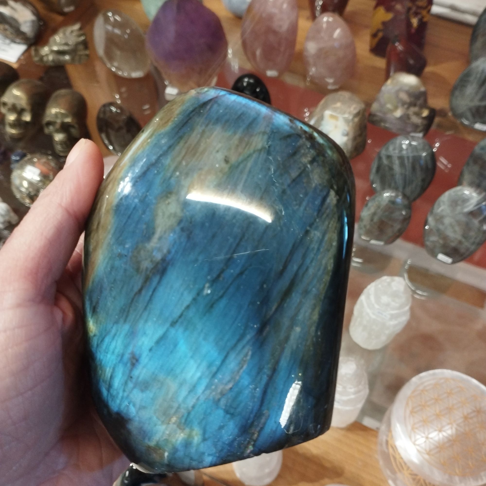 forme libre labradorite bleue