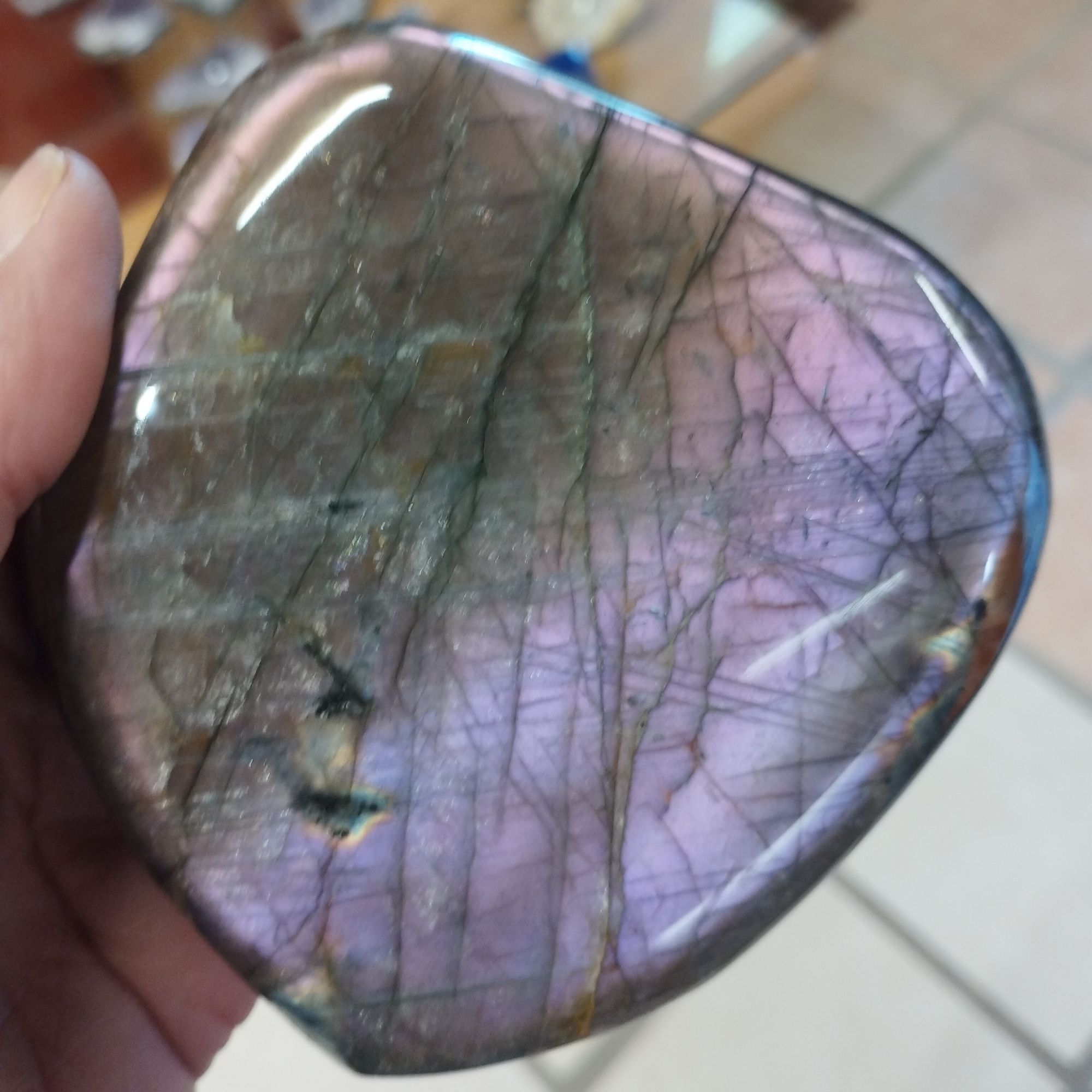 forme libre labradorite violette