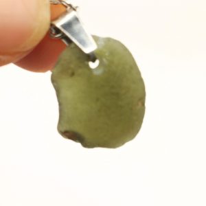 pendentif moldavite
