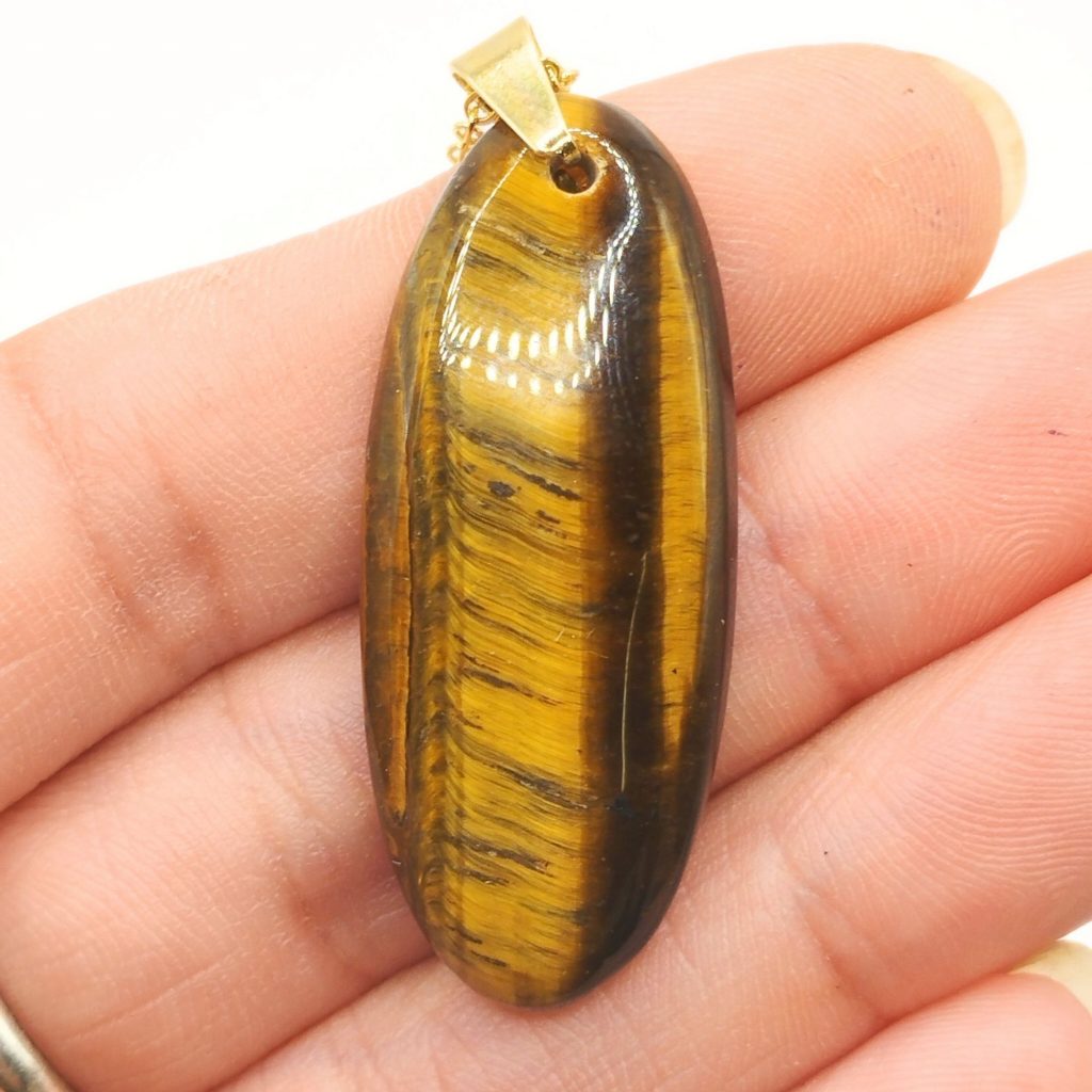 pendentif oeil de tigre