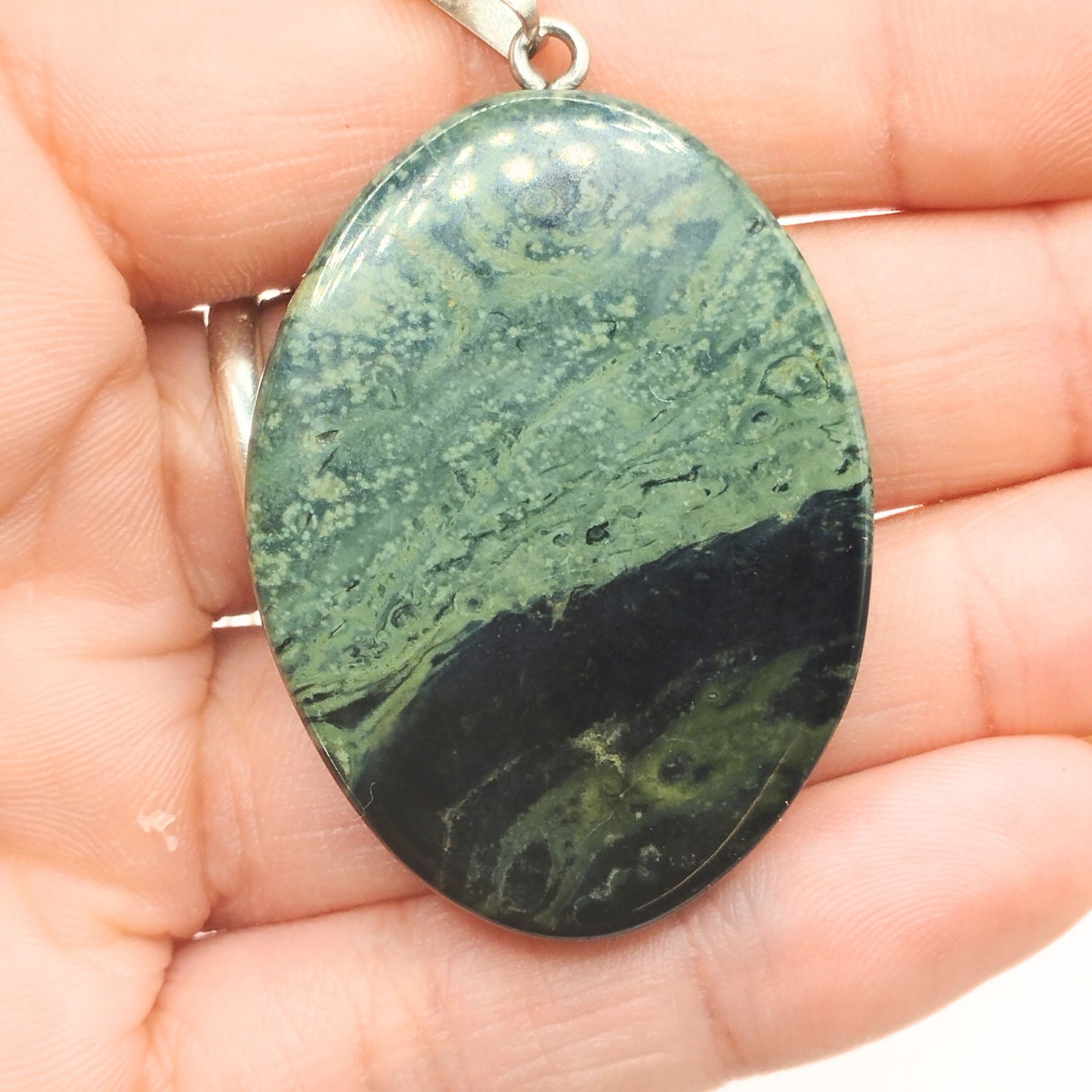 pendentif jaspe kambaba