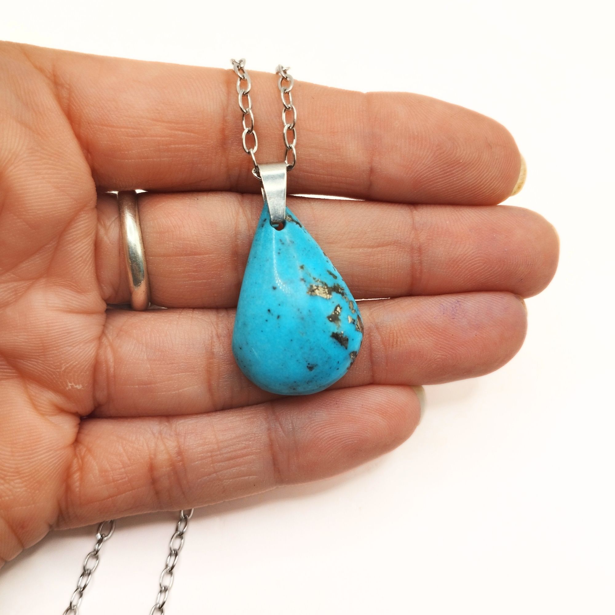 pendentif turquoise pyrisée
